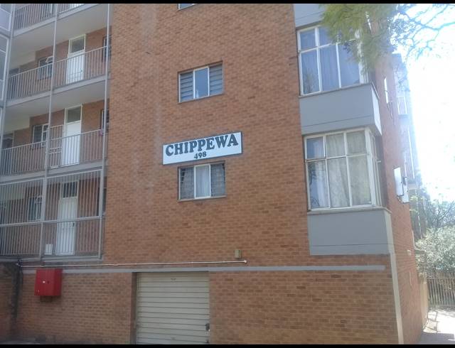1.5 BEDROOM FLAT FOR SALE IN SUNNYSIDE